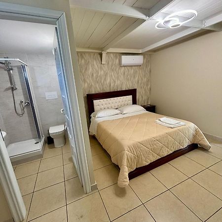 Rooms & Restaurant Il Castagneto Campagna Εξωτερικό φωτογραφία