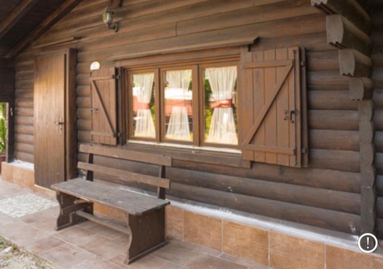 Rooms & Restaurant Il Castagneto Campagna Εξωτερικό φωτογραφία