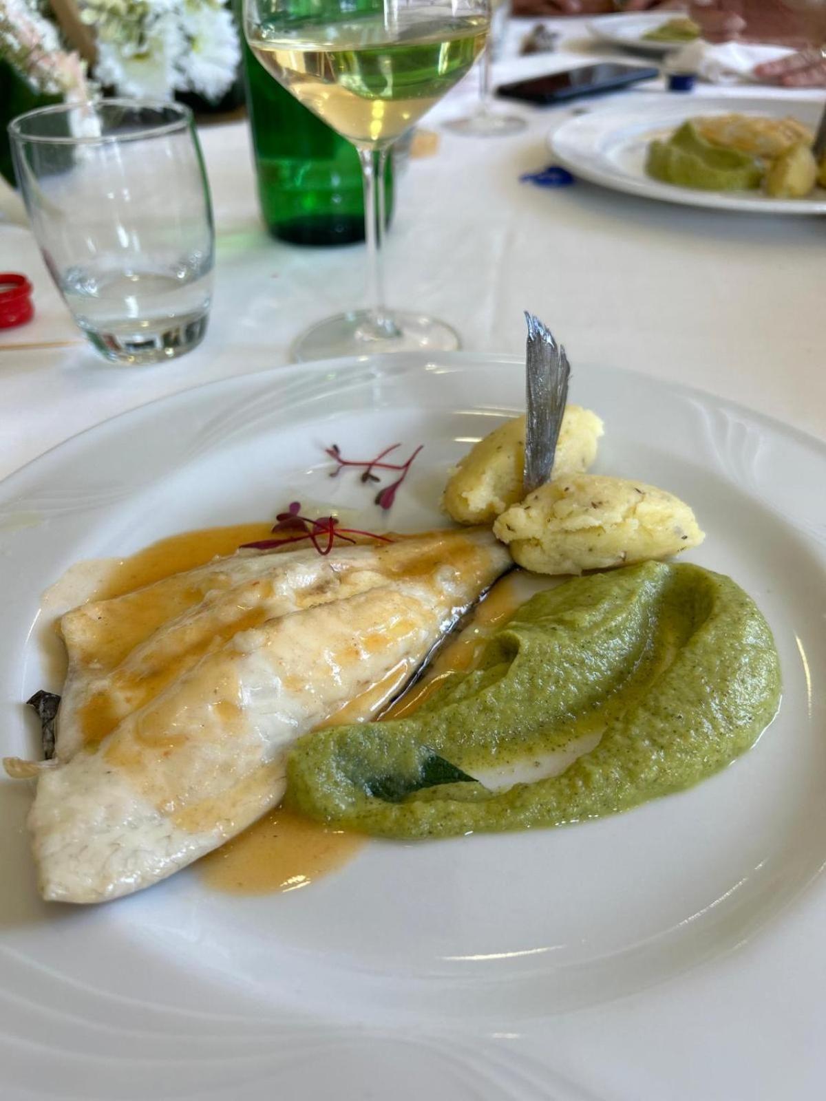 Rooms & Restaurant Il Castagneto Campagna Εξωτερικό φωτογραφία